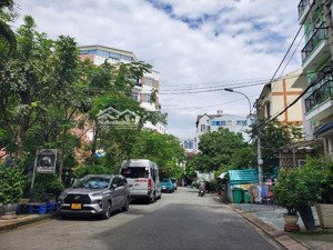 bán gấp nhà 5.5x21m, 1 lầu giá 13tỷ tn 20 triệu, mt đường số lý phục man p. bình thuận q7