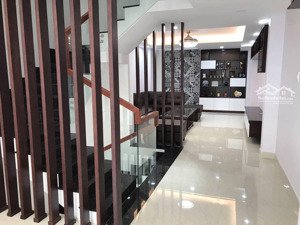 trệt lửng 3 lầu sân thượng 4x17m, có 4pn 5wc hẻm xe hơi lê đức thọ p17 gv gần chợ căn cứ