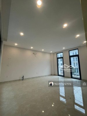 sang mặt bằng kinh doanh quán ăn đầy đủ nội thất kinh doanh, trục đường chính -o903257578