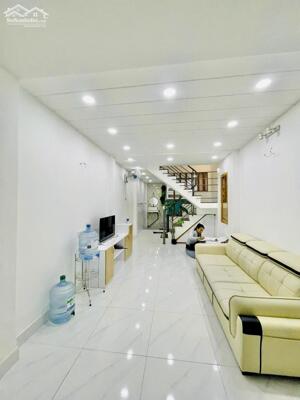 BÁN NHÀ NGAY TRƯỜNG PHAN TÂY HỒ 30M2 nhỉnh 3TỶ MỚI