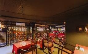 cho thuê nhà mặt phố xuân diệu 300m² x 2 tầng + 1 hầm mặt tiền 12m nhận diện cực đỉnh lh 