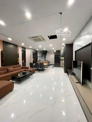 ngọc thụy - long biên lô góc hai thoáng - khu vực hiếm nhà bán nhiều tiện ích - ngõ thông tứ tung