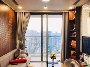 chính chủ gửi bán quỹ căn hộ 2 phòng ngủ vinhome gardenia giá rẻ nhất thị trường lh: 