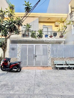 bán nhà hẻm 6met ngay aeon mall - đường tân kỳ tân quý, quận tân phú. dt: 8,5x20m. hàng hiếm có!