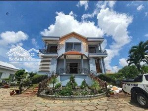 xuất ngoại nên bán giá ưu đãi lại cho ai có nhu cầu và có tâm nhà ở biệt thự