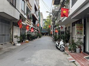 bán nhà lô góc mỗ lao, 30m2, 5 tầng, phân lô ô tô tránh, dân xây kiên cố, giá 7tỷ300