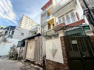 bán gấp nhà 3 tầng hẻm 4m thiên hộ vương, p1, gò vấp, dt: 35m2 đất nở hậu l rất đẹp