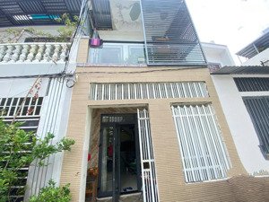 nhà gần chợ đầm 2ty1. sổ hoàn công. ra biển 5 phút