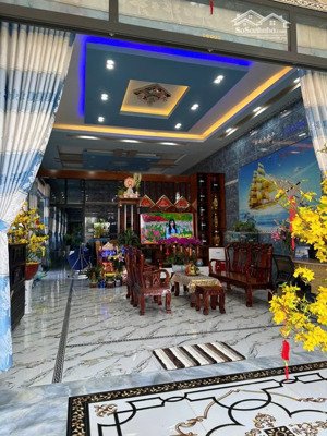 nhà thiết kế đang ngộp ngang 7 dài 45 shr 1ty250tr kế bên kcn phước đông