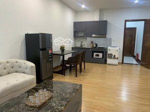 cho thuê căn hộ 2 ngủ vinhomes imperia giá 10 triệu/tháng
