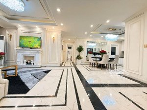 em bán căn góc đẹp nhất tòa sapphire goldmark city. không chào ảo, cam kết 100% liên hệ 