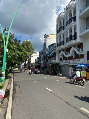 (q3-nt-2) mặt tiền hoàng sa 59m² sổ sẵn, vỉa hè 12m, giá bất ngờ!