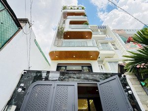 bán siêu phẩm ngay emart 2 nhà đẹp, có thang máy