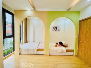 bán nhà 5 tầng dt 42m2 hoàn thiện đẹp giáp đh đại nam ba la hà đông.