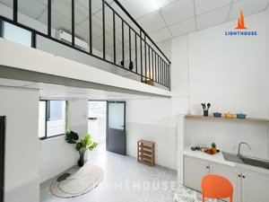 phòng có gác 35m2 gần bv lê văn thịnh