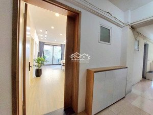 bán ch cc gelexia riversise yên sở. dt: 72m2, 2 phòng ngủ. logia + ban công view hồ điều hòa.