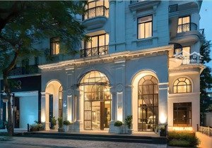 bán 02 cặp khách sạn 70 phòng góc 3 mặt tiền bùi bằng đoàn lớn nhất khu phú mỹ hưng, quận 7