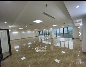 bán nhà 11 hàng chuối chính chủ 9 tầng + hầm