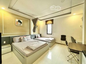 toà nhà cao cấp ngay đại học văn lang cs 3