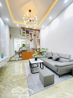 cô ba gửi bán gấp nhà trên đường 22 tháng 12 thuận an, cách lotte chỉ 5 phút, dt 70m2