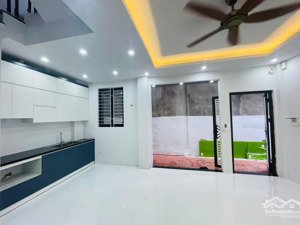 bán nhà hà trì, 5 tầng thang máy 40m2 nhà đẹp dân xây kiên cố chỉ hơn 7 tỷ có thương lượng