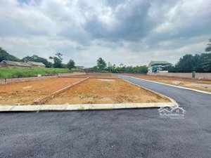 bán đất hòa thạch, sát khu công nghệ cao hòa lạc, 100m2, mt 9m, chỉ 2.35 tỷ - lh 