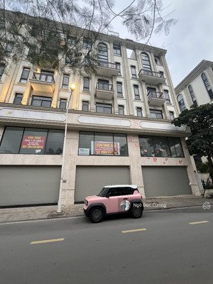 cho thuê mbkd trần thái tông 100m x 9t, mt 6m phố văn phòng chấp nhận mọi mô hình kd 