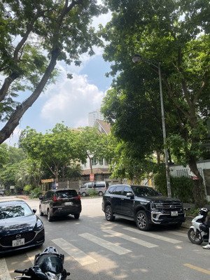 siêu hiếm , biệt thự phố phùng khoang , nam từ liêm 132m x 4tầng x mt7m