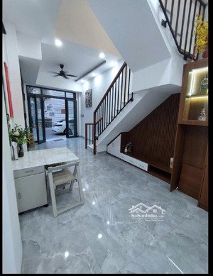 bán nhà mới 2 mặt tiền lô góc, 4 tầng đường tth13, full nội thất