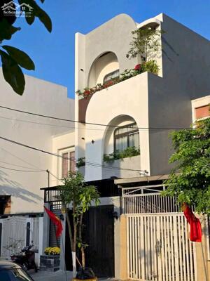  BÁN NHÀ PHƯỜNG 4, TP. TÂN AN - GIÁ CHỈ 2,4 TỶ 