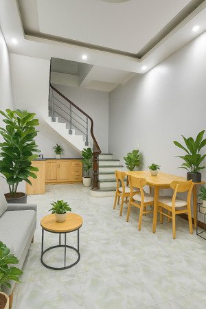 cho thuê nhà 5 tầng phố hào nam, đống đa, 3pn, 3wc, giá 11 triệu/tháng