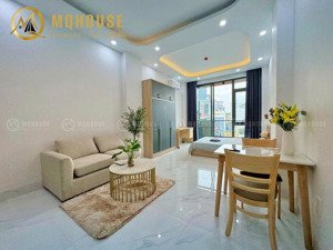 căn hộ ban công cửa sổ thoáng mát đầy đủ nội thất hiện đại tại cao thắng quận 10