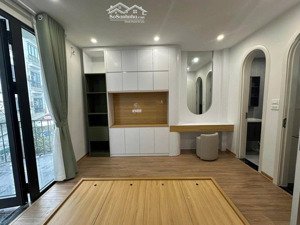 lô góc 6 tầng thoáng sáng ngõ 3 gác đua, gần phố. dt 35m2 6t mt 4,3m giá 7,6 tỷ có tl