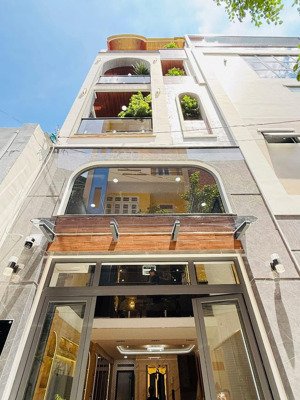 nhà còn hđ thuê 25tr/th cần bán nguyễn khắc nhu phạm ngũ lão q1 gần đh văn lang giá 4tỷ990, dt 74m2