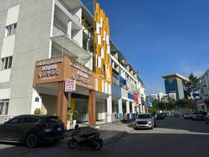 bán căn mt trung tâm tp mới - hoàn thiện 4pn, 5wc. giá 8tỷ4
