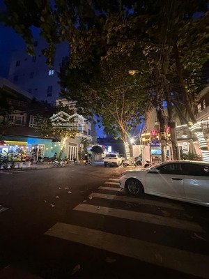 bán căn góc 2 mặt tiền lam sơn - p phước hoà, nha trang. ( 450m2 - 2 mặt tiền )