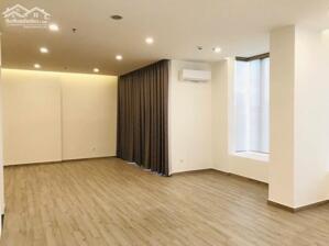 Cho thuê gấp căn hộ The Peak Midtown M8 nhà đẹp - view đẹp - nội thất cơ bản