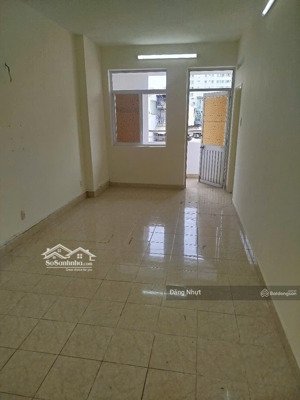 giảm 500tr-chính chủ cần bán căn hộ chung cư 109 nguyễn biểu phường 1, quận 5