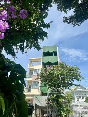 cho thuê nhà mới mặt tiền trần nhật duật, quận 1 - đoạn gần nút giao trần quang khải, dtsd 410m2