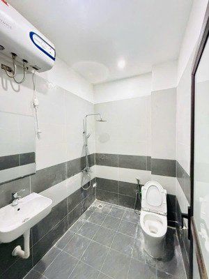 bán nhà định công thượng - 45m2 - vf3 đỗ cửa - 4 tầng 4 ngủ - chỉ 5.5 tỷ