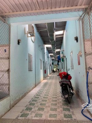 chủ cần bán dãy trọ 16 phòng ngay kcn phước đông, tây ninh,giá 1.4 tỷ đang cho thuê full phòng