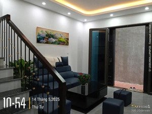 bán nhà trần phú 7.9 tỷ, dt 30m2, 5 tầng, mặt tiền 4.2m, xây mới, ngõ ô tô, vị trí vàng tại hà đông