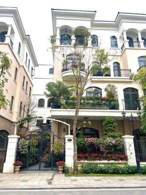 liền kề sh21-63 sở hữu vị trí trung tâm vinhomes ocean park 2