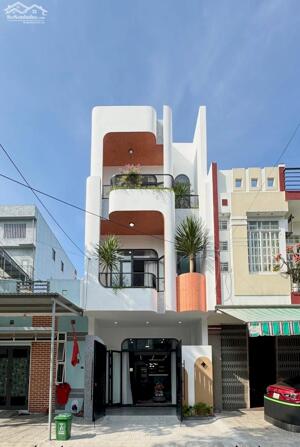 Chính chủ gửi bán nhà 3 tầng MT Hoà Minh 15 ,P Hoà khánh.Đà Nẵng