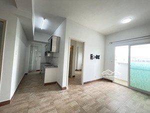 bán căn hộ hqc plaza giá chỉ 1.050 tỷ, 55m2 - 2pn - 2wc, nhận nhà ở ngay. lh 