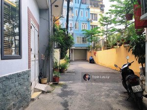 bán nhà 225 quan nhân 66 m2 x mt 6.8 m 60 m ra mặt phố xe tải đỗ cửa giá đầu tư