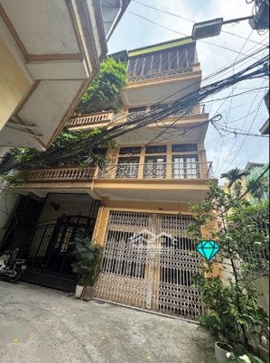 bán nr đẹp tại phố chùa hà, giá 22 tỷ, diện tích 61 m2, 4 tầng, mặt tiền 4.8m