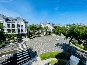 bán nhà phố verosa khang điền dt 5x20 đã hoàn thiện nội thất vị trí đẹp