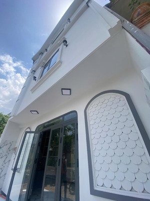 bán nhà mặt tiền kinh doanh đa ngành nghề tại cầu tân thuận 2 - 3 tầng - quận 7 - chỉ 4.5 tỷ