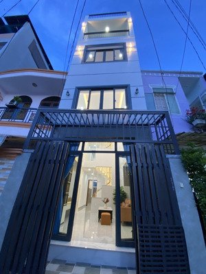 nhà 5 tầng btct mới đẹp hàng hiếm tại huỳnh tấn phát,tt nhà bè giá rẻ chỉ hơn 5, tỷ xíu , 5pn, 4wc